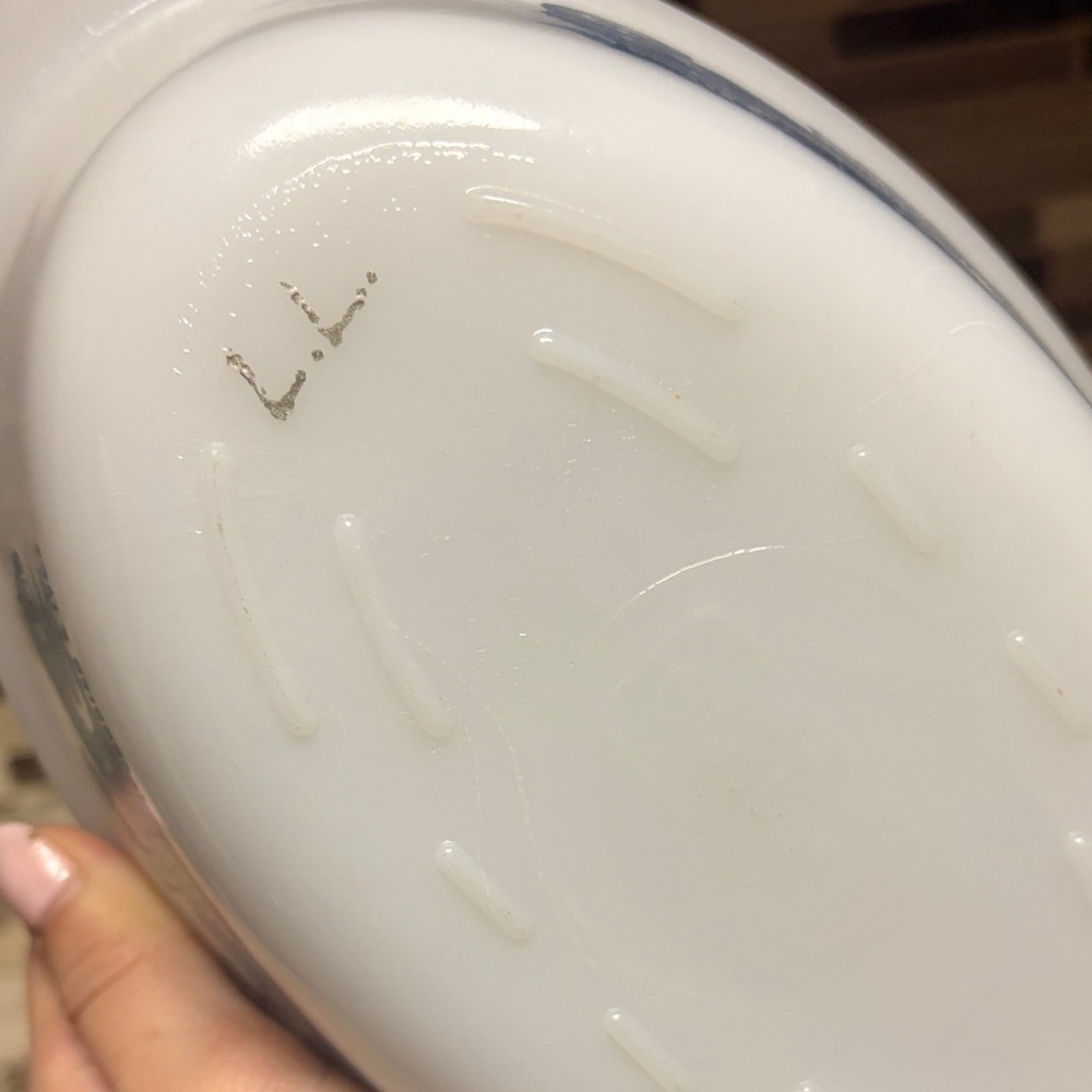 Glasbake Currier And Ives Vintage Steamboat 1 Quart Milk Glass Casserole Dish - Picture 6 of 8
